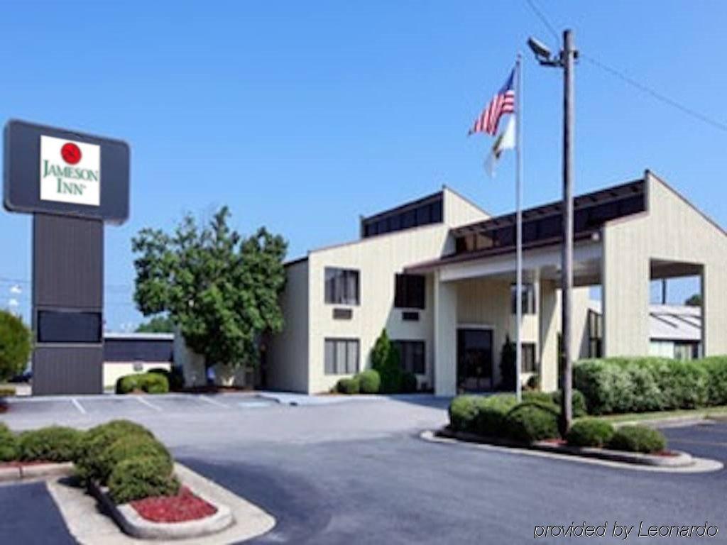 Red Roof Inn & Suites Monroe, Nc Buitenkant foto